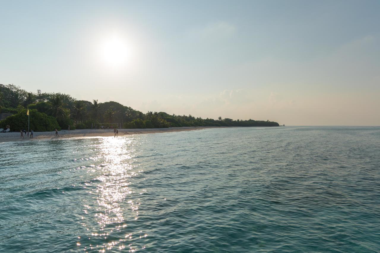 Palm Beach Island Resort & Spa Maldives Fushifaru Exterior foto