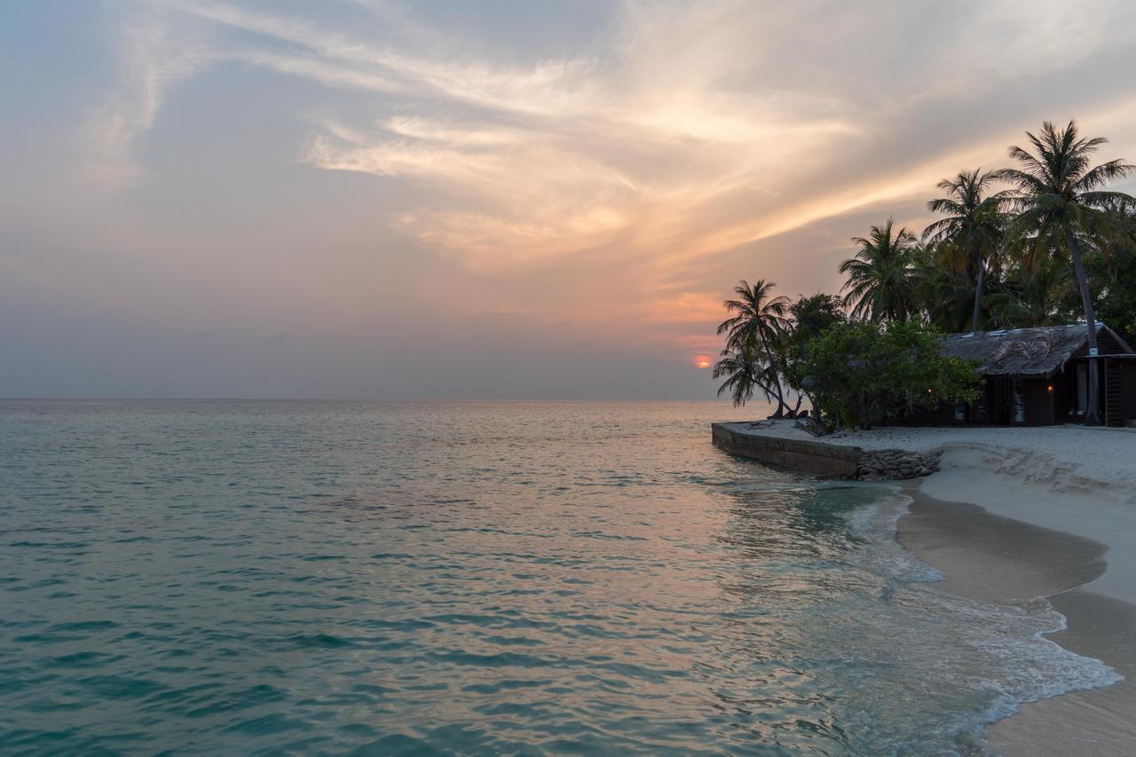 Palm Beach Island Resort & Spa Maldives Fushifaru Exterior foto