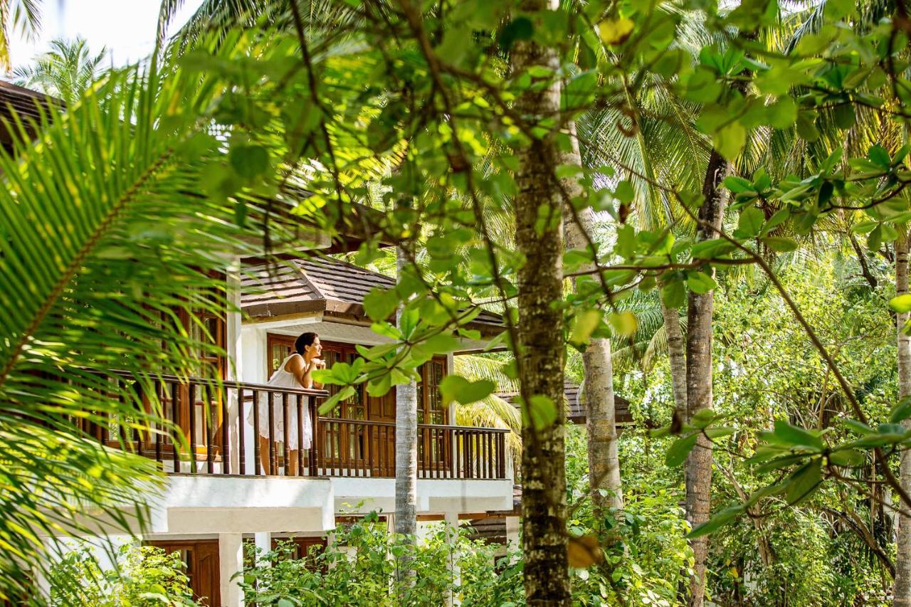 Palm Beach Island Resort & Spa Maldives Fushifaru Exterior foto